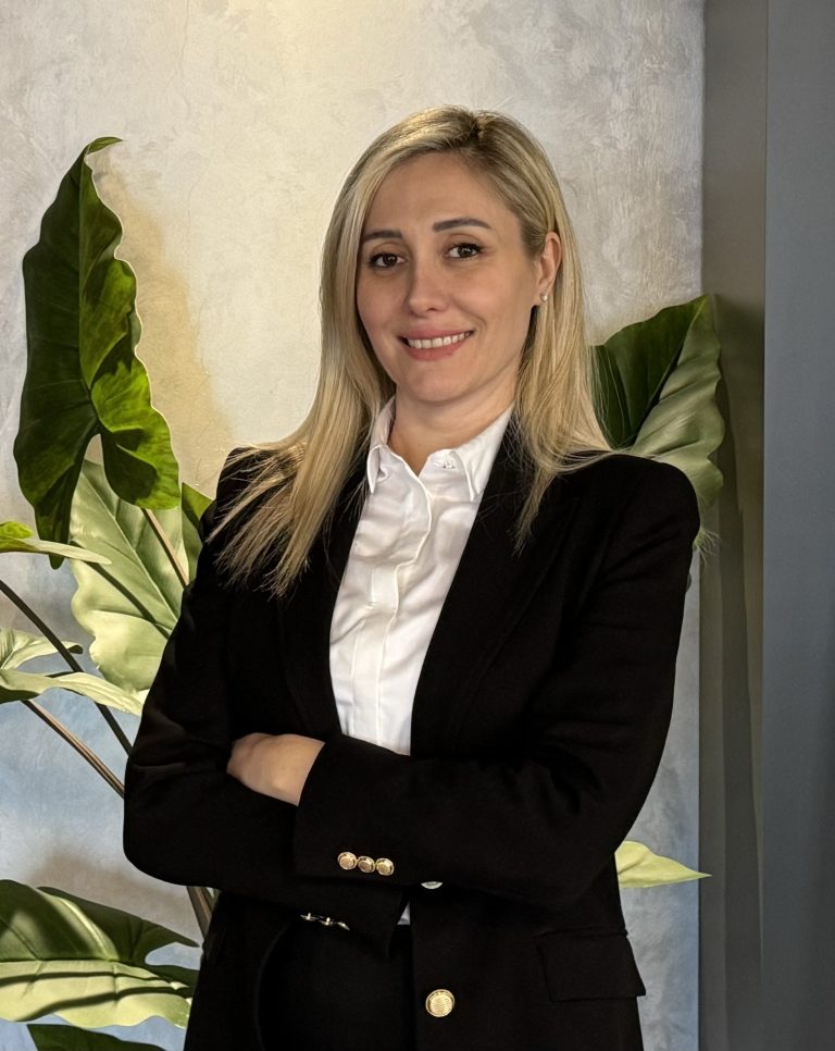 Doç. Dr. Selin SARILI